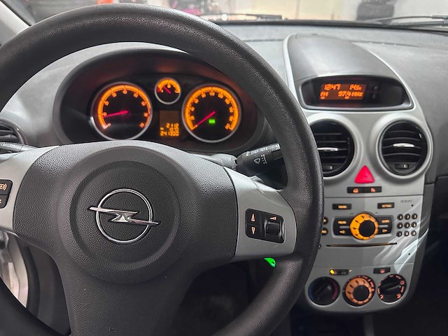 Opel - corsa - 1.4-16v business - 80-jrb-7 - afbeelding 17 van  17