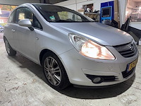 Opel - corsa - 1.4-16v cosmo - 57-knh-1 - afbeelding 17 van  19