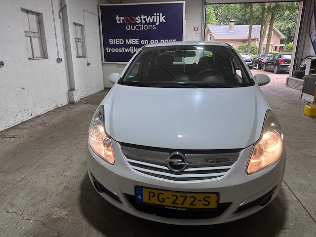 Opel - corsa - 1.4-16v cosmo - pg-272-s- 2009 - afbeelding 14 van  19