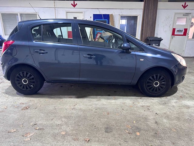 Opel - corsa - 1.4-16v enjoy - 98-kgr-6 - afbeelding 4 van  7