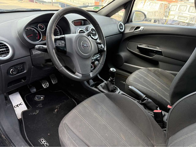 Opel - corsa - personenauto - 2012 - afbeelding 6 van  25