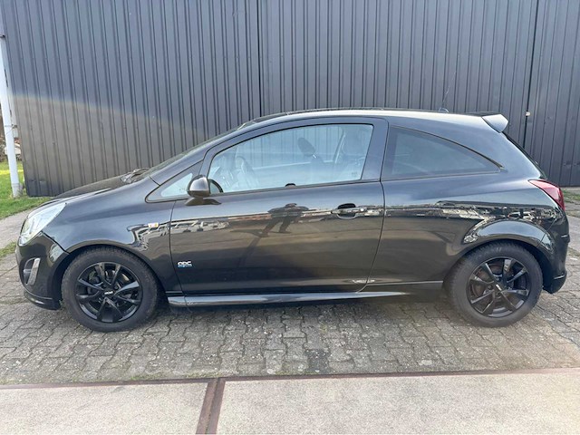 Opel - corsa - personenauto - 2012 - afbeelding 12 van  25