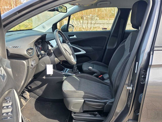 Opel - crossland x - 1.2 t. innovation - 36.000 km - p-056-lh - 2021 - afbeelding 16 van  19