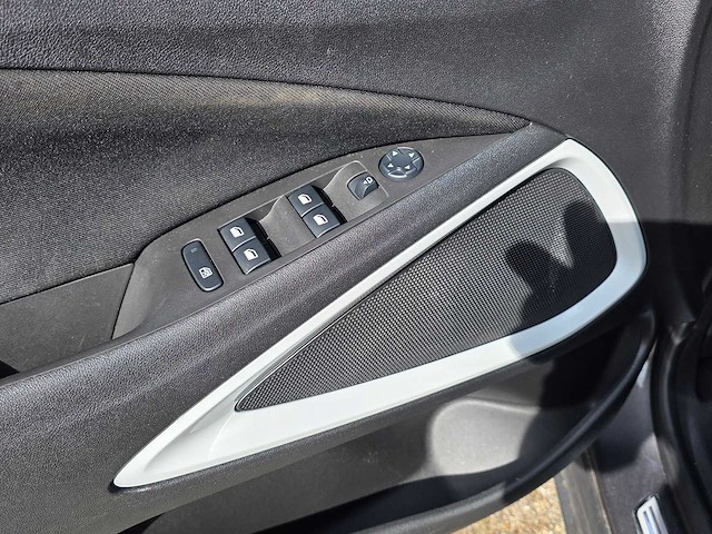 Opel - crossland x - 1.2 t. innovation - 36.000 km - p-056-lh - 2021 - afbeelding 18 van  19