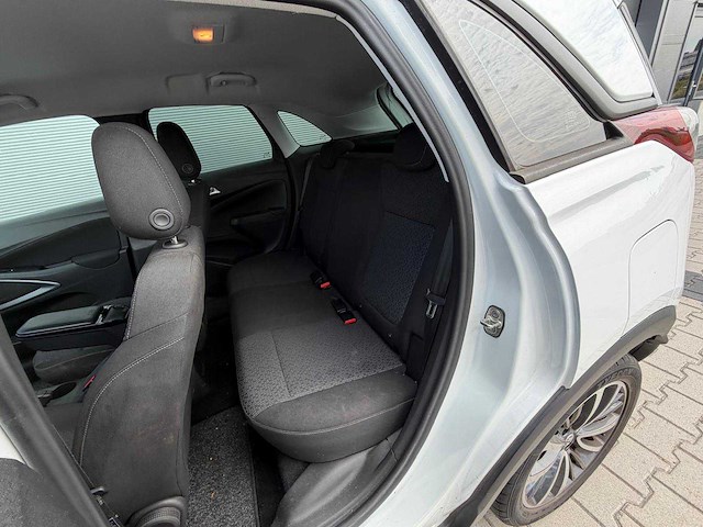 Opel - crossland x - 1.2 t. online ed. - personenauto - 2017 - afbeelding 2 van  26