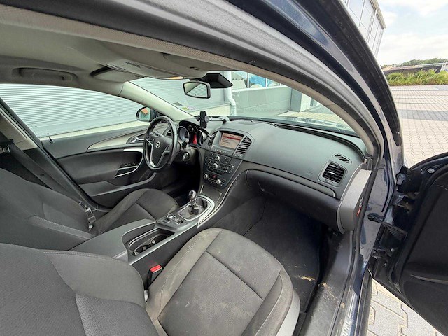 Opel - insignia - sports tourer 1.8 business - personenauto - 2010 - afbeelding 2 van  26
