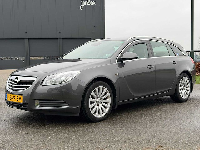 Opel - insignia sports tourer - 1.6 t sport - car - 2009|l-249-sv|iaw - afbeelding 1 van  26
