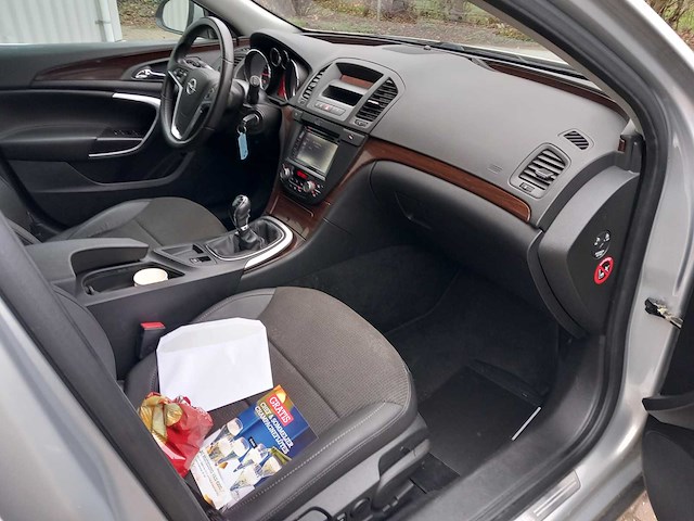 Opel - insignia sports tourer - 2.0 turbo cosmo - personenauto - afbeelding 9 van  20