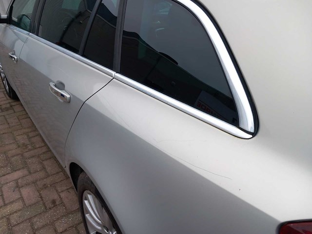 Opel - insignia sports tourer - 2.0 turbo cosmo - personenauto - afbeelding 13 van  20