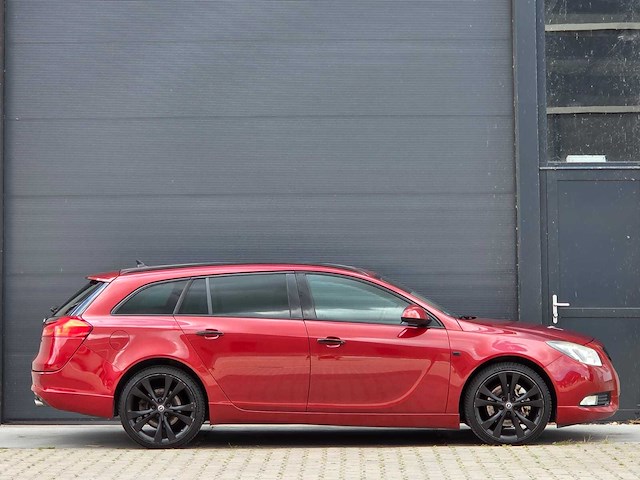 Opel - insignia sports tourer - 2.8 t executive - 4x4 - v6 - 2009 - personenauto - 12-jpf-2 - afbeelding 29 van  31