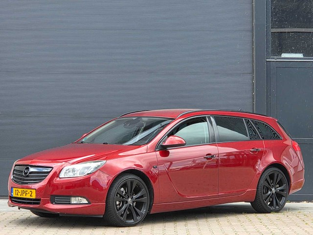 Opel - insignia sports tourer - 2.8 t executive - 4x4 - v6 - 2009 - personenauto - 12-jpf-2 - afbeelding 1 van  31