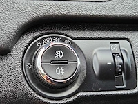 Opel - insignia sports tourer - 2.8 t executive - 4x4 - v6 - 2009 - personenauto - 12-jpf-2 - afbeelding 15 van  31