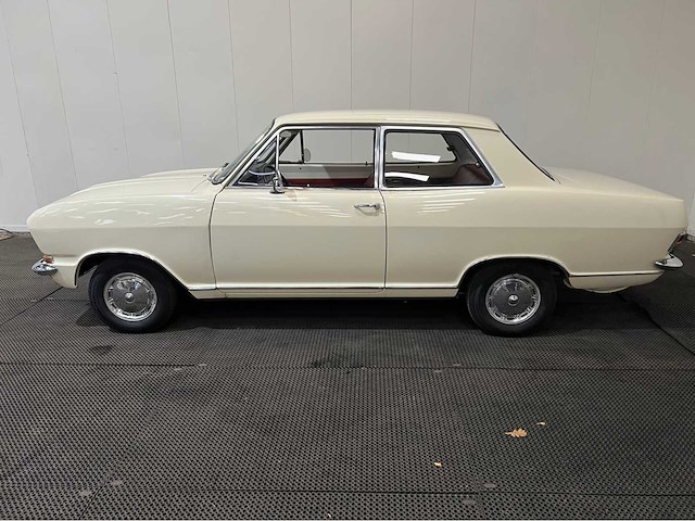 Opel - kadett - 1.1 xe - oldtimer - 1969 - afbeelding 12 van  31