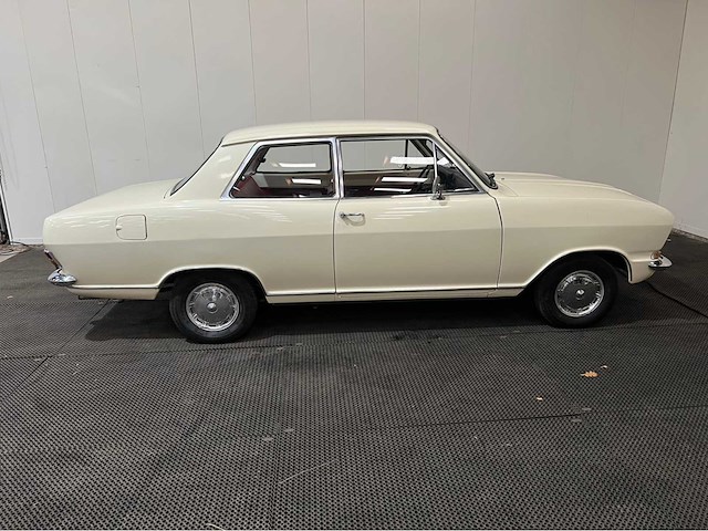 Opel - kadett - 1.1 xe - oldtimer 1969 - afbeelding 27 van  31