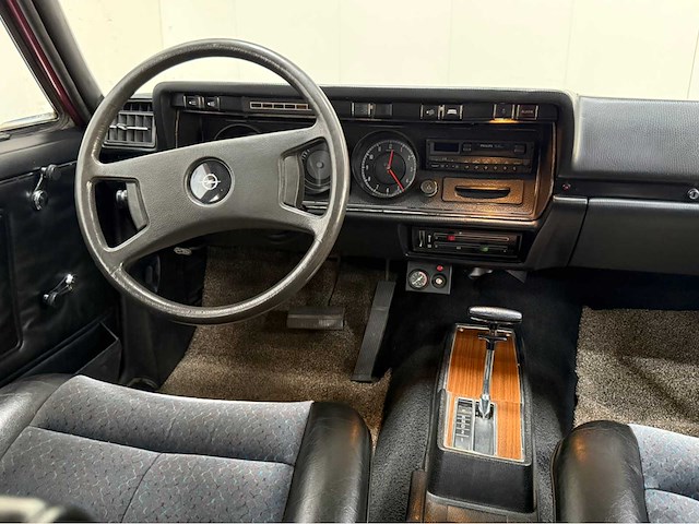 Opel - kapitan b - oldtimer - 6 cilinder - lpg - 1969 - afbeelding 4 van  32
