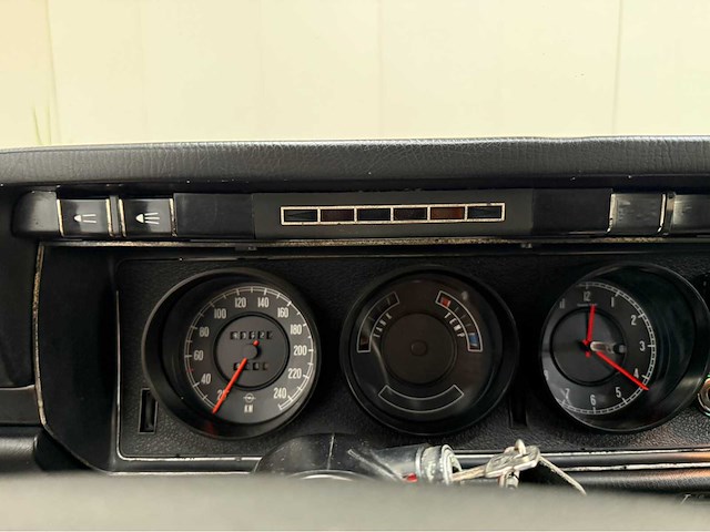 Opel - kapitan b - oldtimer - 6 cilinder - lpg - 1969 - afbeelding 11 van  32