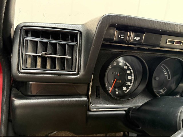 Opel - kapitan b - oldtimer - 6 cilinder - lpg - 1969 - afbeelding 13 van  32