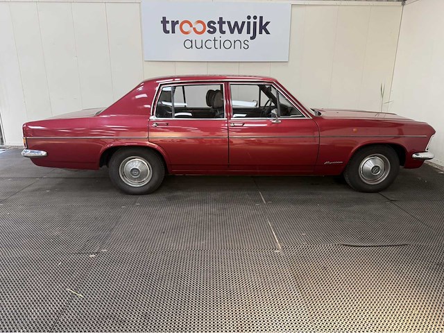 Opel - kapitan b - oldtimer - 6 cilinder - lpg - 1969 - afbeelding 30 van  32