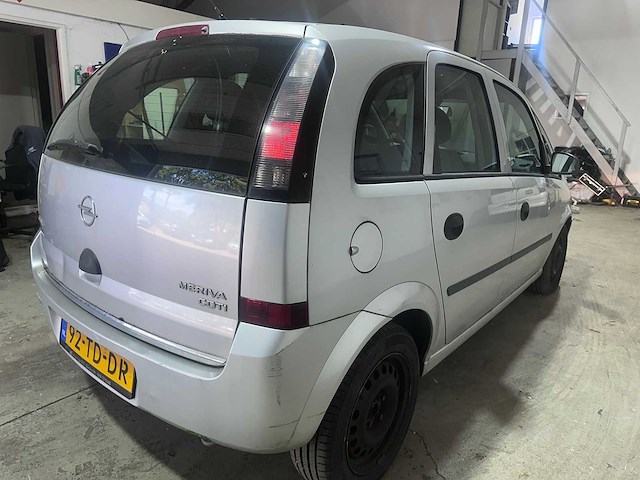 Opel - meriva - 1.3 cdti business - 92-td-dr- 2006 - afbeelding 16 van  17