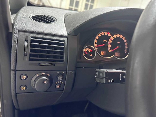 Opel - meriva - 1.6-16v temptation automaat- 92-xr-kn - afbeelding 5 van  22