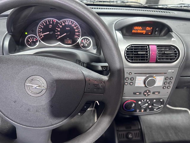 Opel - tigra twintop - 1.4-16v enjoy - 09-pvf-7 - afbeelding 3 van  18