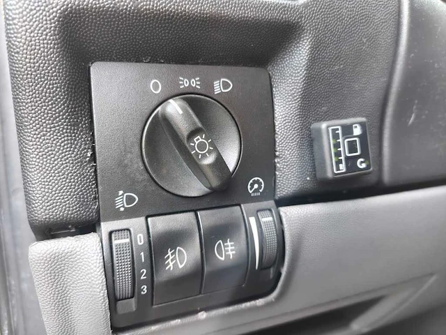 Opel - tour benzine/lpg - 1.6 comfort - 82-ll-kl - afbeelding 17 van  17