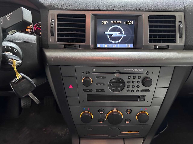 Opel - vectra - 1.8-16v maxx - 28-pl-xf - afbeelding 2 van  11