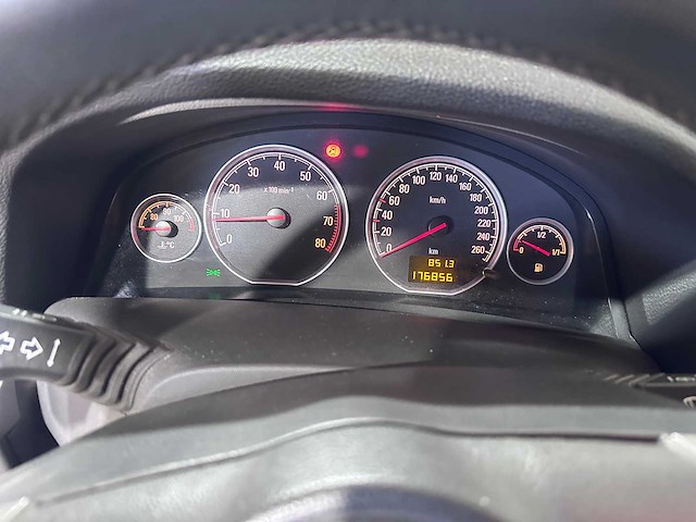 Opel - vectra gts - 1.8-16v business - 75-jlz-7 - afbeelding 3 van  21