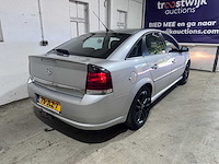 Opel - vectra gts - 1.8-16v business - 75-jlz-7 - afbeelding 17 van  21