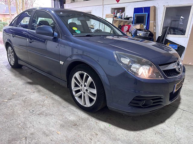 Opel - vectra gts - 2.2-16v sport - 85-xb-gb - afbeelding 16 van  19