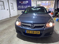 Opel - vectra gts - 2.2-16v sport - 85-xb-gb - afbeelding 17 van  19