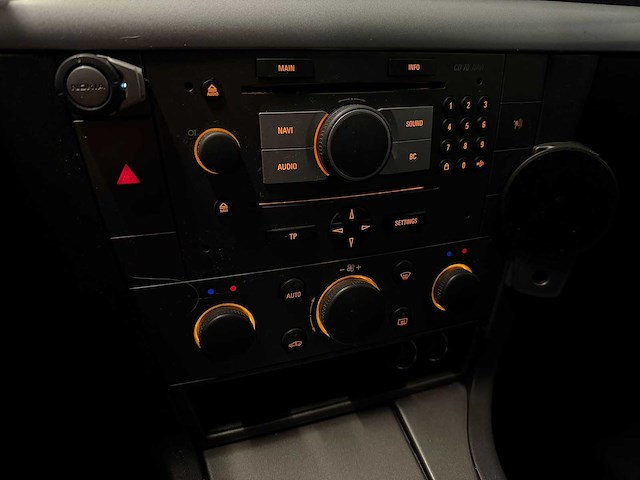 Opel - vectra wagon - 2.2-16v v-line 2005 40-rk-kt iaw - afbeelding 18 van  21