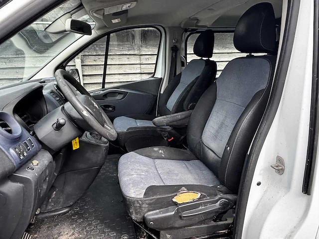 Opel - vivaro - 1.6 cdti l2h1 dcspec - van - afbeelding 15 van  18