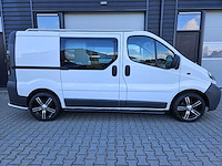 Opel - vivaro - 2.5 cdti l1h1 crewcab - car - 2006 - afbeelding 12 van  17
