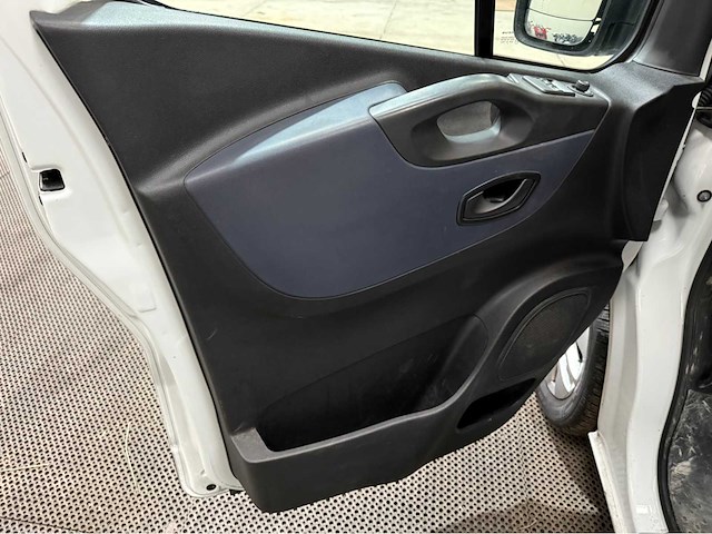 Opel - vivaro - combi - 1.6 bi turbo - 9 persoons - bedrijfswagen - 2017 - afbeelding 17 van  26