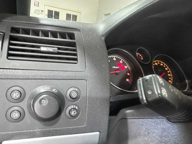 Opel - zafira - 1.6 111 y. ed. - 98-rjs-6- 2011 - afbeelding 2 van  13