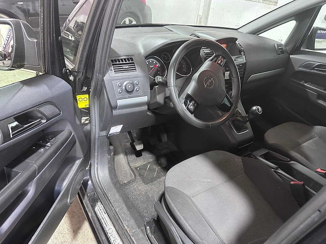 Opel - zafira - 1.6 111 y. ed. - 98-rjs-6- 2011 - afbeelding 10 van  13