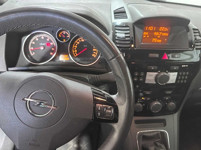 Opel - zafira - 1.6 111 y. ed. - 98-rjs-6- 2011 - afbeelding 11 van  13