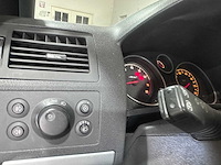 Opel - zafira - 1.6 111 y. ed. - 98-rjs-6- 2011 - afbeelding 2 van  17