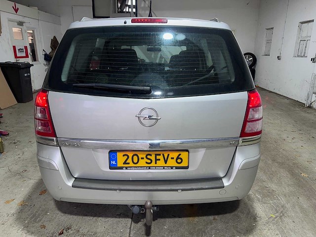 Opel - zafira - 1.6 temptation - 20-sfv-6 - afbeelding 13 van  18