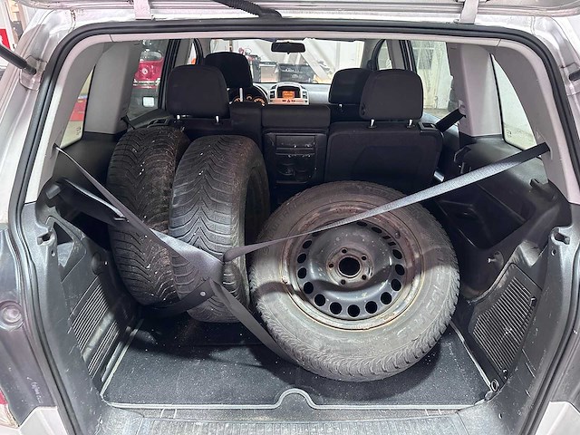 Opel - zafira - 1.6 temptation - 20-sfv-6 - afbeelding 8 van  18