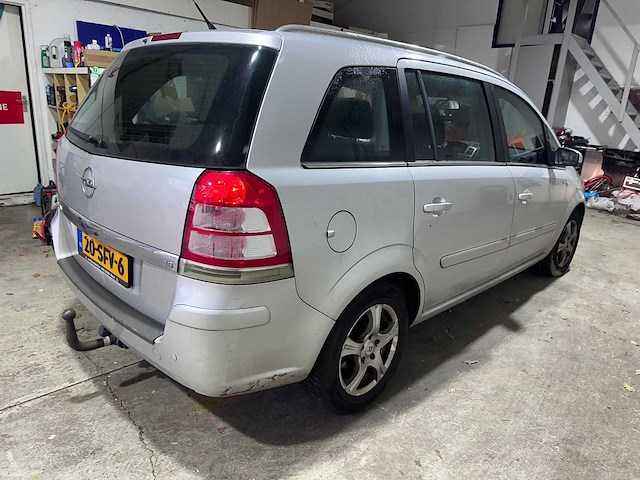 Opel - zafira - 1.6 temptation - 20-sfv-6 - afbeelding 12 van  16