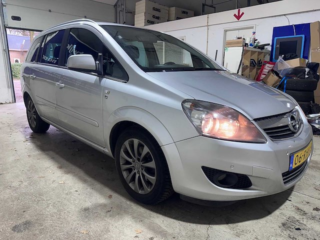 Opel - zafira - 1.8 111 y. ed. - 06-rhh-5 - afbeelding 15 van  19