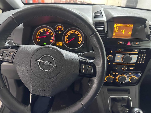 Opel - zafira - 1.8 111 y. ed. - 06-rhh-5 - afbeelding 18 van  19