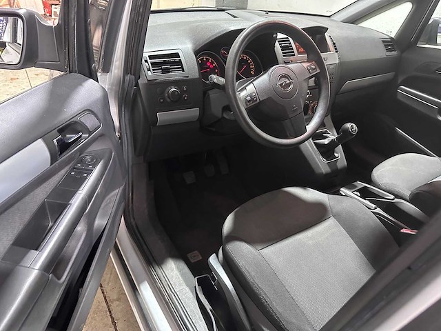 Opel - zafira - 1.8 enjoy - 09-tv-vx- 2007 - afbeelding 14 van  16