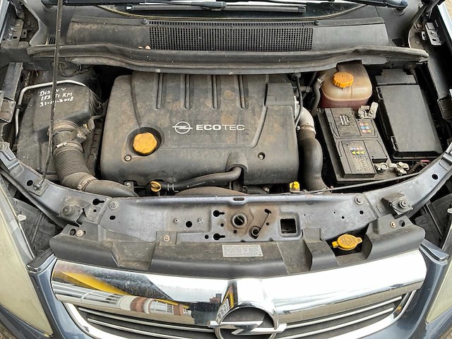 Opel - zafira - 1.9 cdti cosmo - automaat - personenauto - 2010 - afbeelding 10 van  18
