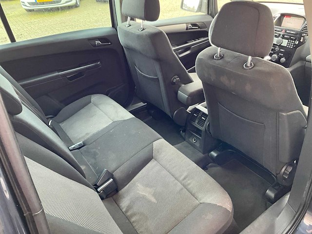 Opel - zafira - 1.9 cdti cosmo - automaat - personenauto - 2010 - afbeelding 4 van  11