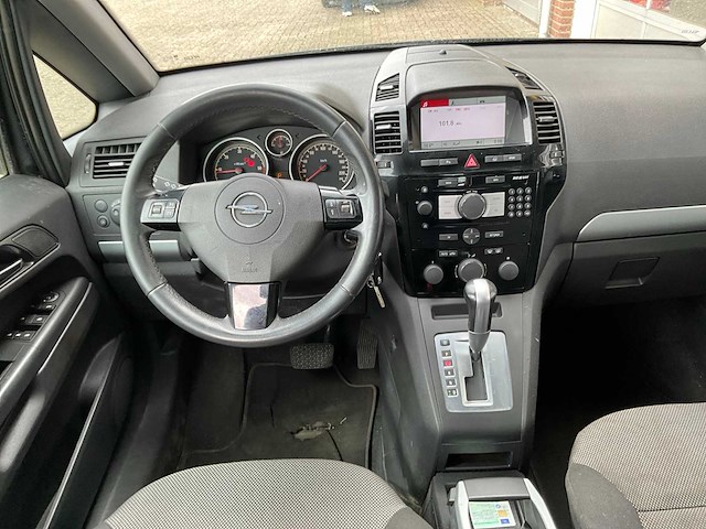 Opel - zafira - 1.9 cdti cosmo - automaat - personenauto - 2010 - afbeelding 6 van  24