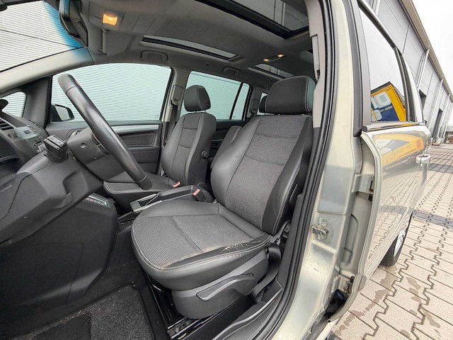 Opel - zafira - 1.9 cdti cosmo - personenauto - 2007 - afbeelding 2 van  27