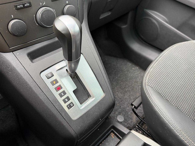 Opel - zafira - 1.9 cdti cosmo - personenauto - 2007 - afbeelding 6 van  27
